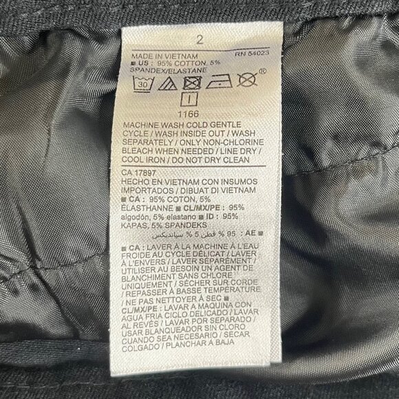 Old Navy Pixie Pants Womens Size 2 Never Fade Black - Picture 6 of 8